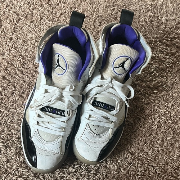 nike air jordan jumpman 2 mens size 12.5 shoes white athletic basketball sneaker - Picture 1 of 5